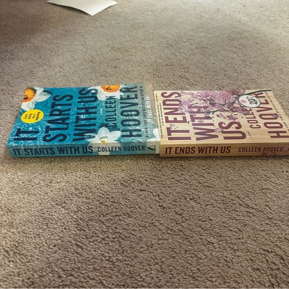 Colleen Hoover Book Set – It Ends With Us & It Starts With Us (Paperback Bundle) - Picture 2 of 7